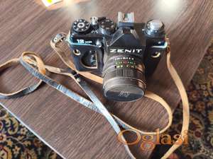 Prodajem Nov fotoaparat Zenit 12XP