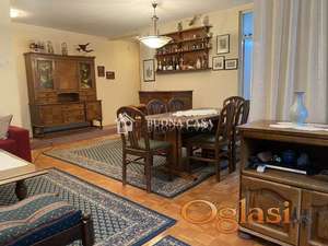 Fenomenalan porodični stan