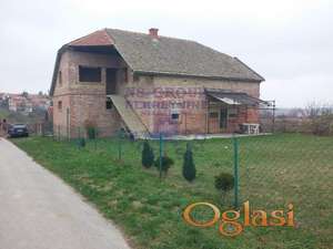 Povoljno novija kuća - Petrovaradin!