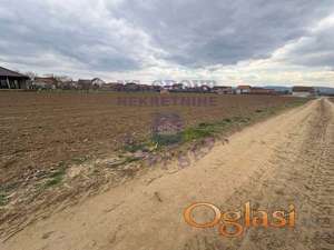 Odlican plac na izlazu iz Futoga