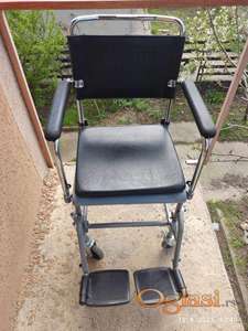 Prodajem INVALIDSKA KOLICA