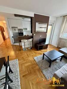 NOVI SAD - SAJAM - 64.00 m2