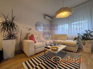 Trosoban stan na Podbari