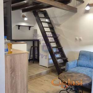 Jednoiposoban stan površine 34m², Centar