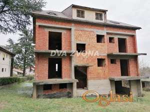 KUĆA 450M2 ZA SAMO 99.000 E, PRILIKA