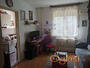 Jednosoban stan, Sajam!