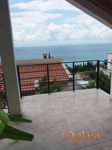 Odlična kuća na izuzetno lepoj lokaciji