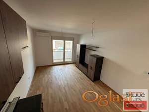 PETROVARADIN, 43m2, Dvosoban, Nov, sa Parking mestom