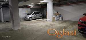 Vračar-uknjižena garaža