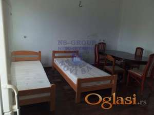 Kuća / hostel u blizini auto-puta!