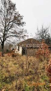 Prodaje se kuća 35m2 u Dugoj Poljani, sa kompletnim imanjem od oko 2ha