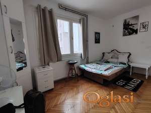 Garsonjera blizu Bulevara 250 e