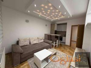 Kompletno namešten stan- 46 m2 ! Odlična lokacija !