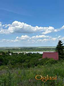 RETKO U PONUDI! PLAC SA POGLEDOM NA DUNAV! NOVI SLANKAMEN!