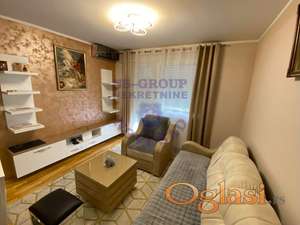 Odličan trosoban stan u Petrovaradinu