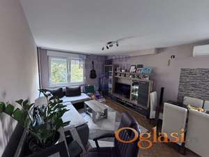 -Sjajan- dvosoban stan bllizu Železničke stanice