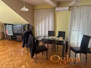 Prelepa petosobna kuća u Valjevu-Novo Naselje
