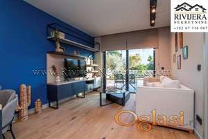 Prodaje se jednosoban stan na obali mora Tivat