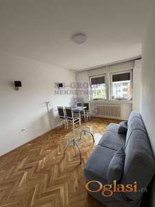 Jednoiposoban,odlican,Bulevar Patrijarha Pavla