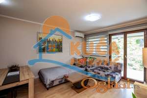 Dvosoban  stan  kod  Medicinskog, V  sprat, 45 m2 plus  terasa