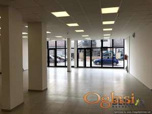 NOV LOKAL OD 330 M2 SA PARKINGOM NA TELEPU