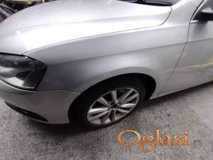 Pasat b7 levo krilo kod boje LAR9Z