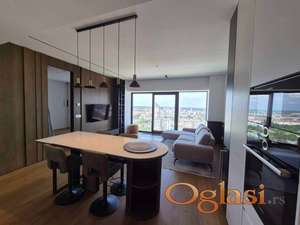 Izdavanje stanova West Kula-Dvosoban lux stan sa garazom