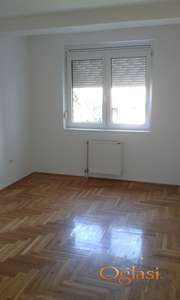 CENTAR  NOV TROSOBAN POLUNAMESTEN!!!