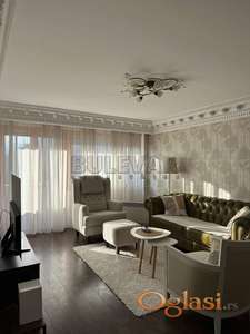 Izdaje se stan kod Saborne crkve!