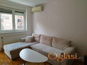 Dobar dvosoban stan na Novoj detelinari