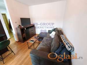 Kompletno namešten dvosoban stan 42m2