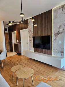 Moderno opremljen stan u rezidencijalnom kompleksu Knežev Park