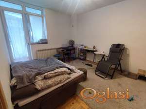 37m2 - jednoiposoban - Bulevar Evrope