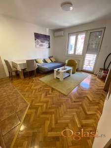 GARSONJERA 28m2, POTPUNO OPREMLJENA!