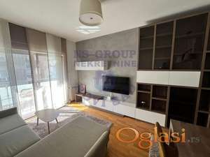 Trosoban stan na Limanu 3!