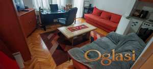 DOBRA GARSONJERA U CENTRU GRADA