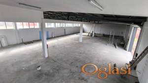 Nova hala/magacin sa lux stanom