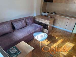 Garsonjera u blizini Železničke stanice !