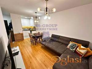 Dvosoban kompletno namešten- Nova Detelinara!