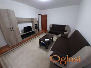 Izdaje se stan u blizini Trošarinske pijace, 54m2, CG, prizemlje