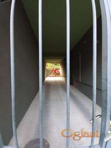 Parking mesto - 15m2 - Grbavica