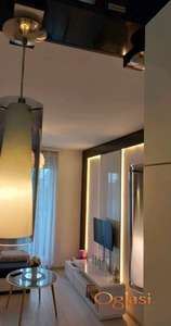 Moderno opremljen stan u novogradnji