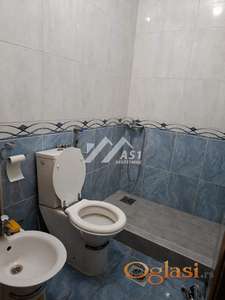 IZDAJE SE TROSOBAN STAN U CENTRU ID#7154