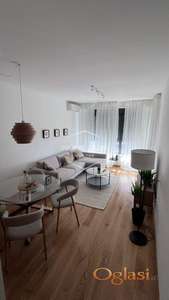 Voždove kapije, 2.0 lux, namešten ID#5532