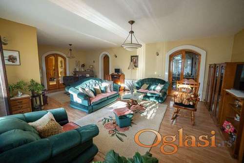 - Kuća u Veterniku od 241m2 - 961m2 plac -
