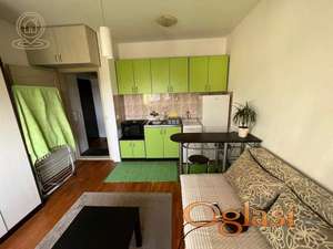 Izdaje se garsonjera - Grbavica - 20m2