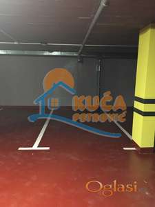 Izdaje se parking mesto u garaži
