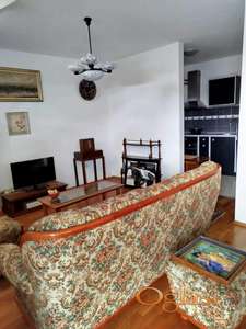 GRBAVICA 71m2 TROSOBAN, NAMEŠTEN