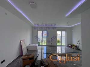 DVORIŠTE, PARKING, KROVNA TERASA!