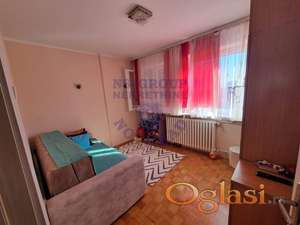 Dvosoban stan na Zeleznickoj stanici!